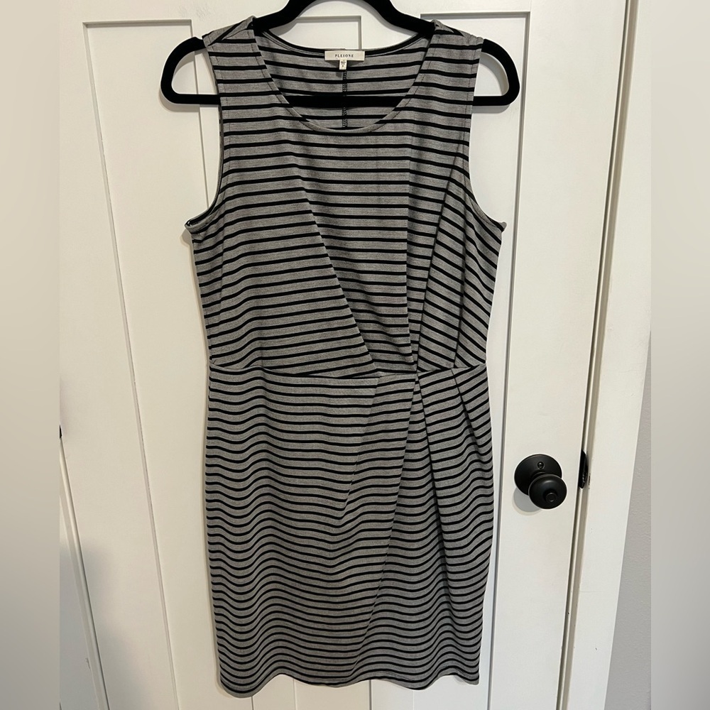 Pleione Grey Striped Sheath Sleeveless Pleated Waist Ponte Knit Career Dress S